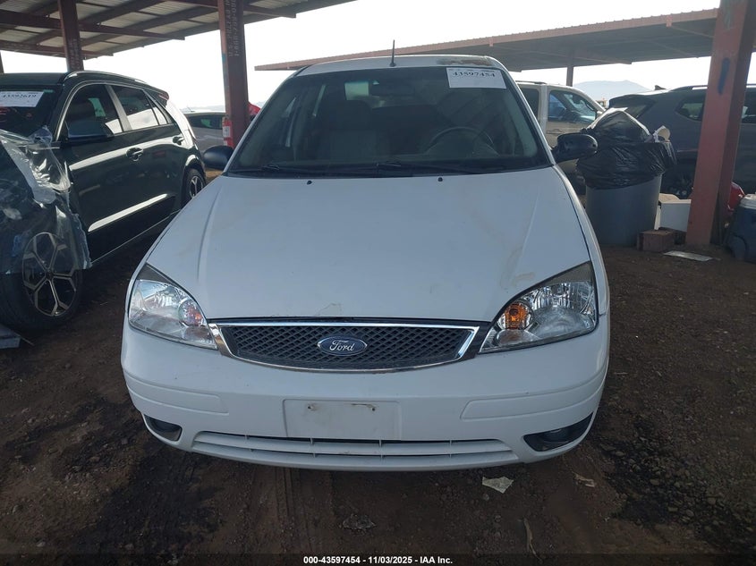 2005 Ford Focus Zx4 VIN: 1FAFP34N65W162853 Lot: 43597454