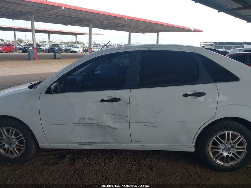 2005 Ford Focus Zx4 VIN: 1FAFP34N65W162853 Lot: 43597454