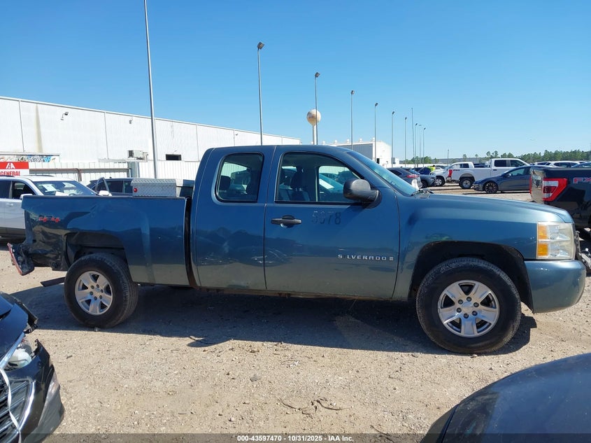 2008 Chevrolet Silverado 1500 Work Truck VIN: 1GCEK19C18E137871 Lot: 43597470