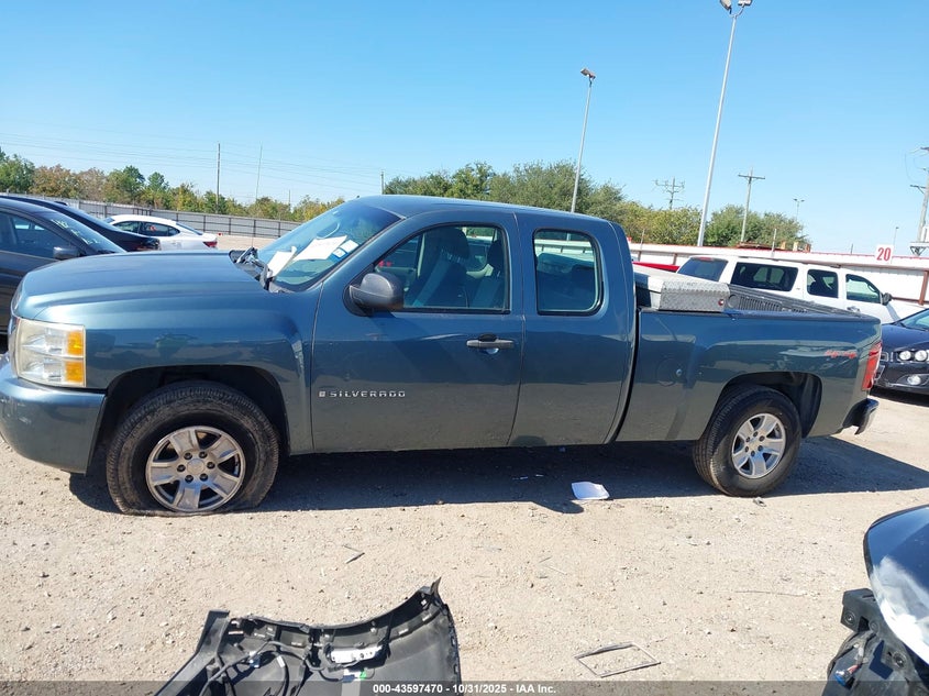 2008 Chevrolet Silverado 1500 Work Truck VIN: 1GCEK19C18E137871 Lot: 43597470