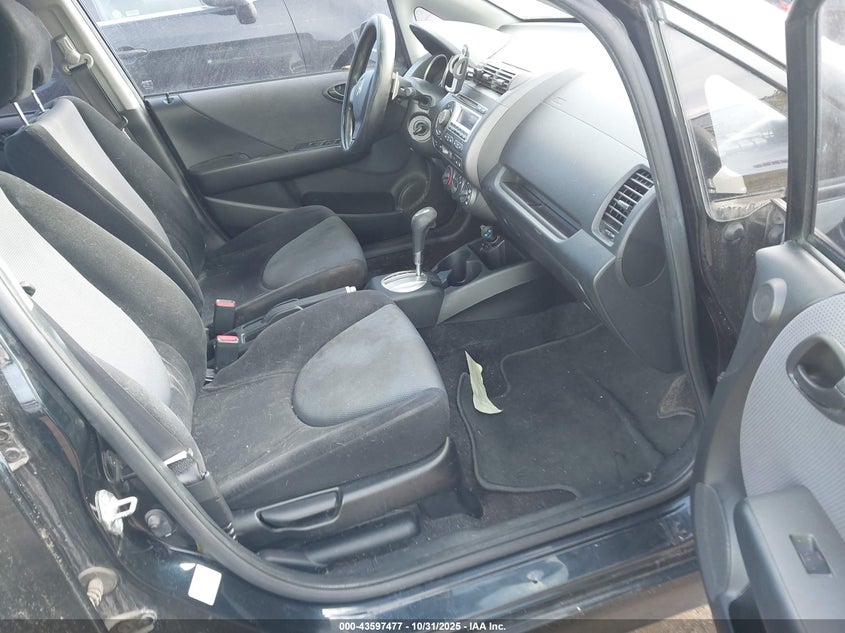 JHMGD38658S049562 2008 HONDA FIT photo no. 5