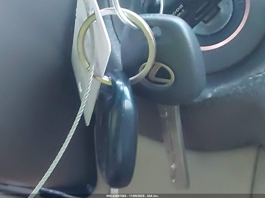 2004 Lexus Rx 330 VIN: JTJHA31U840029784 Lot: 43597484