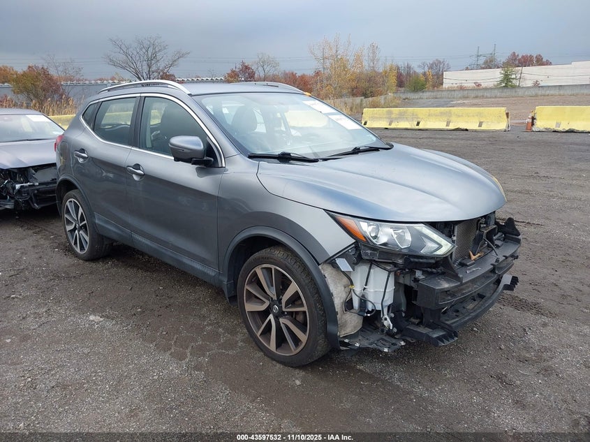 NISSAN ROGUE SPORT SL