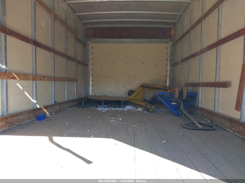 2005 Ford E-350 Cutaway Standard VIN: 1FDWE35L85HA71032 Lot: 43597562