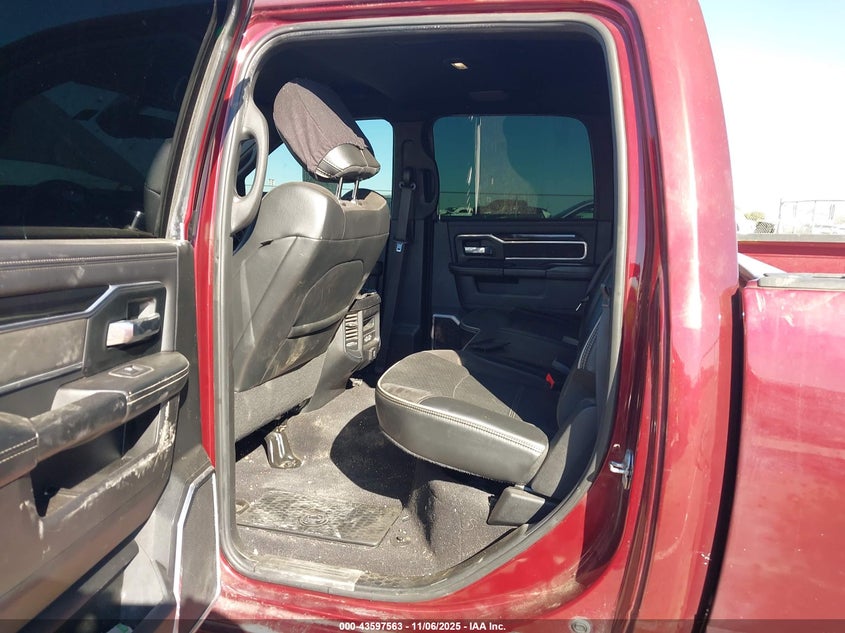 2021 Ram 3500 Laramie 4X4 8' Box VIN: 3C63RRJL6MG687204 Lot: 43597563