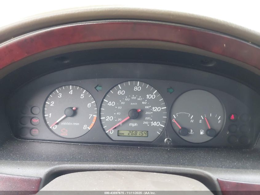 2001 Mazda 626 Es V6/Lx V6 VIN: 1YVGF22D815201913 Lot: 43597675