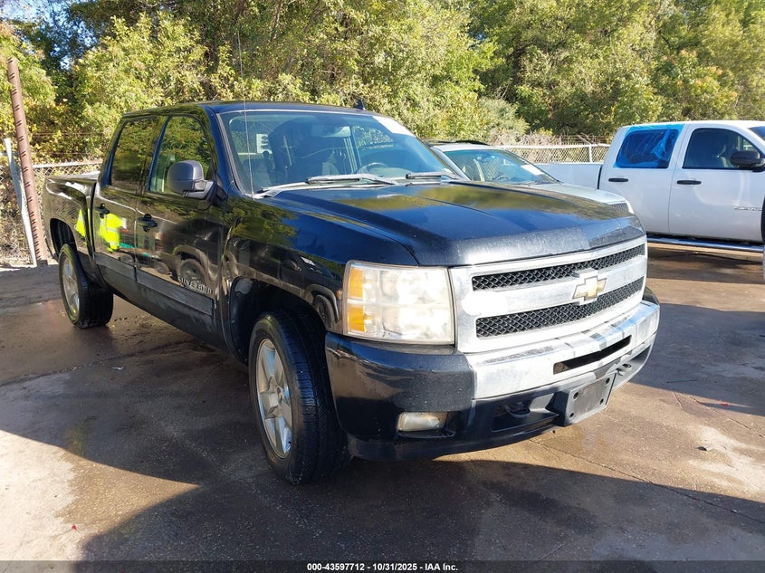CHEVROLET SILVERADO 1500 LT