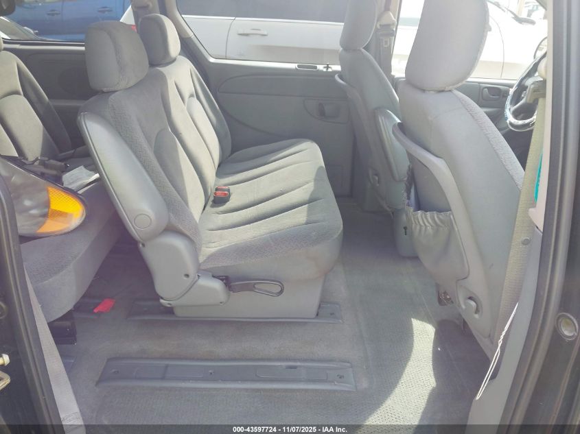 2005 Chrysler Town & Country VIN: 1C4GP45R55B439277 Lot: 43597724