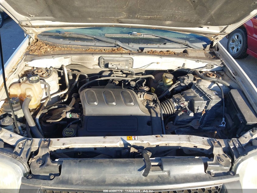 2003 Ford Escape Xls VIN: 1FMYU92133KD90016 Lot: 43597770