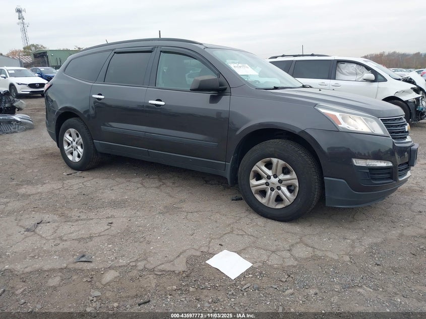 CHEVROLET TRAVERSE LS