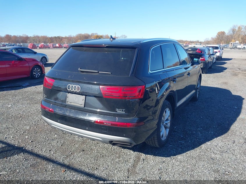 2017 Audi Q7 3.0T Premium VIN: WA1LAAF78HD007197 Lot: 43597799