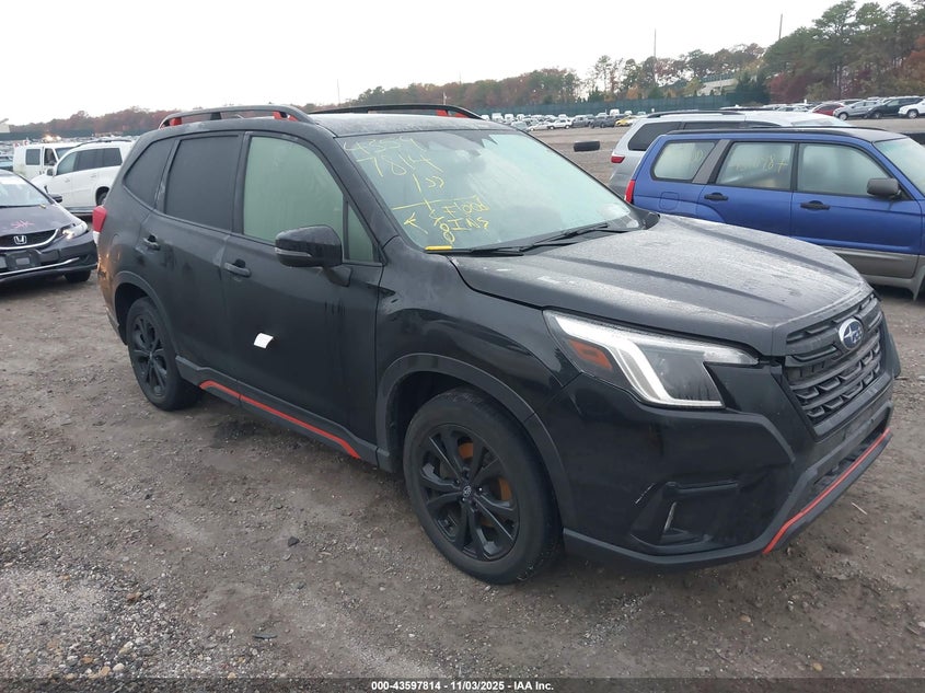 2022 SUBARU FORESTER SPORT - JF2SKAGC5NH518625