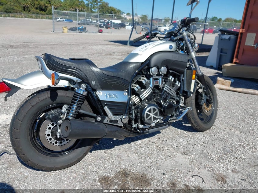 JYA2WFC07VA013248 1997 YAMAHA VMAX photo no. 4