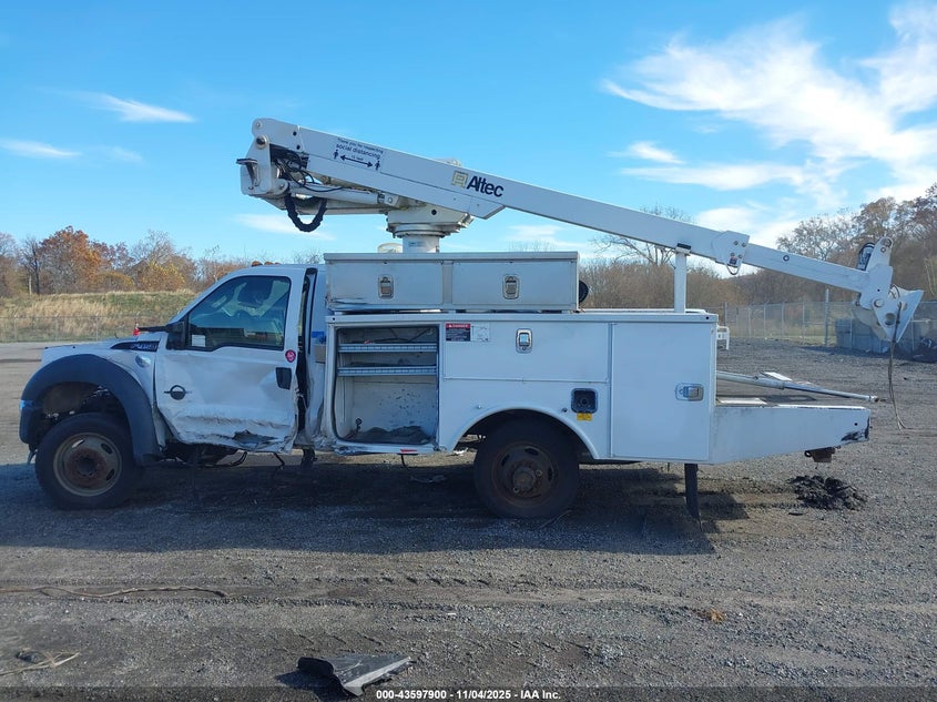 2016 Ford F-450 Chassis Xl VIN: 1FDUF4GT1GED32643 Lot: 43597900