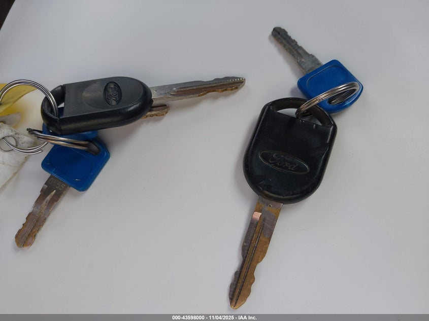 2015 Ford F-250 Xl VIN: 1FTBF2B63FEB94135 Lot: 43598000