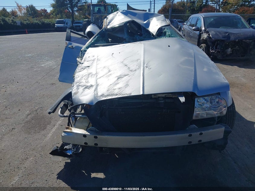 2006 Chrysler 300C VIN: 2C3KA63H86H270418 Lot: 43598010