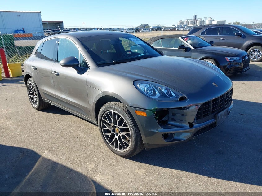 PORSCHE MACAN S