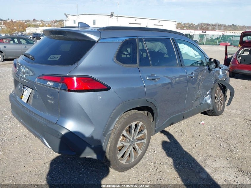 2022 TOYOTA COROLLA CROSS XLE - 7MUDAABG9NV024872
