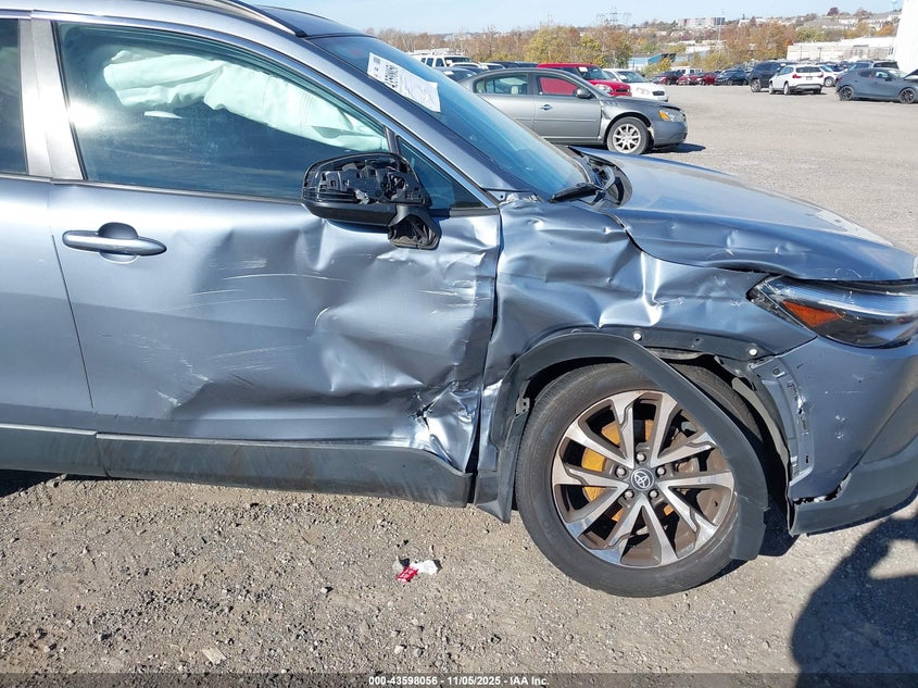 2022 TOYOTA COROLLA CROSS XLE - 7MUDAABG9NV024872