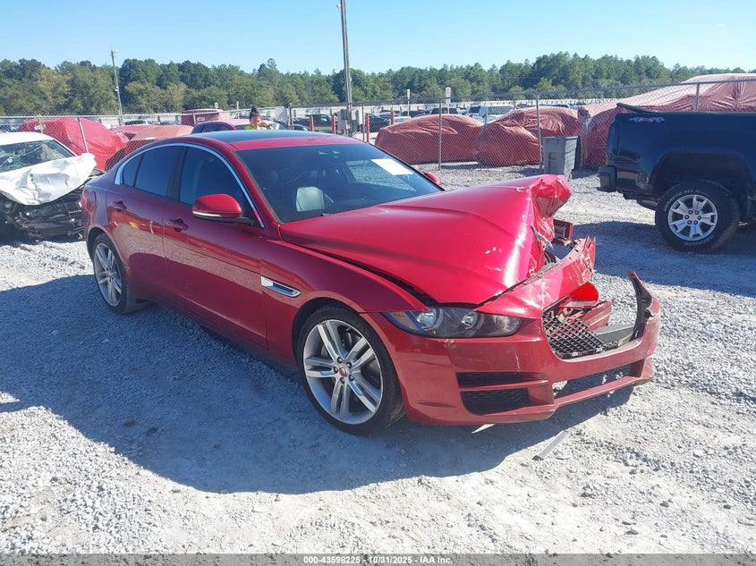 JAGUAR XE 35T PREMIUM