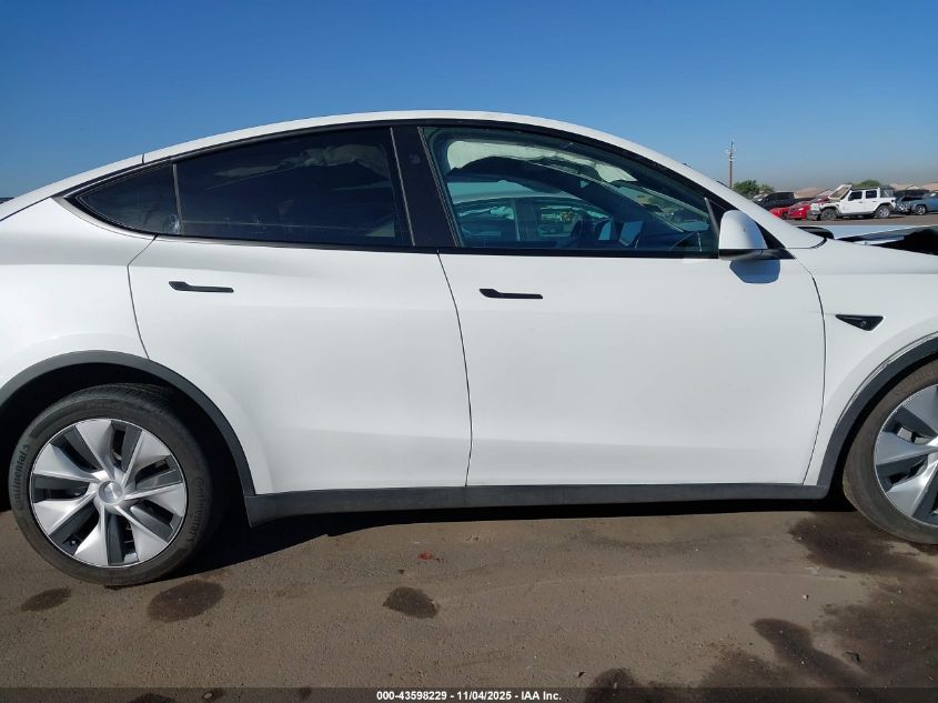 2023 Tesla Model Y Awd/Long Range Dual Motor All-Wheel Drive VIN: 7SAYGDEE1PF814375 Lot: 43598229
