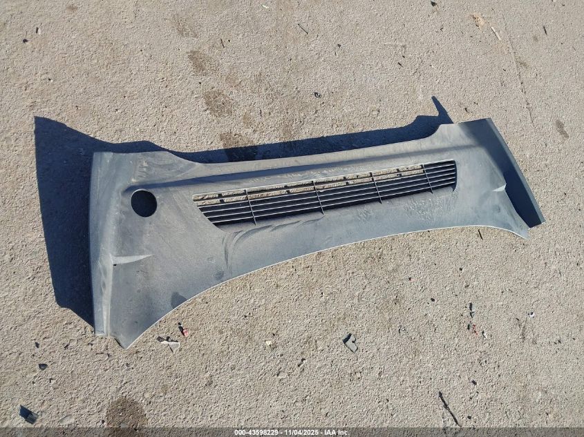 2023 Tesla Model Y Awd/Long Range Dual Motor All-Wheel Drive VIN: 7SAYGDEE1PF814375 Lot: 43598229