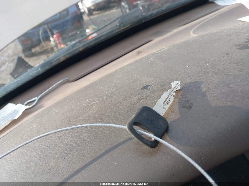 1998 Ford F-150 Lariat/Standard/Xl/Xlt VIN: 2FTZX1762WCA10209 Lot: 43598250