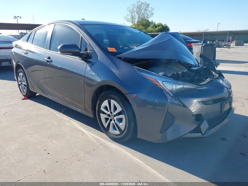 2018 TOYOTA PRIUS FOUR - JTDKARFU0J3057206