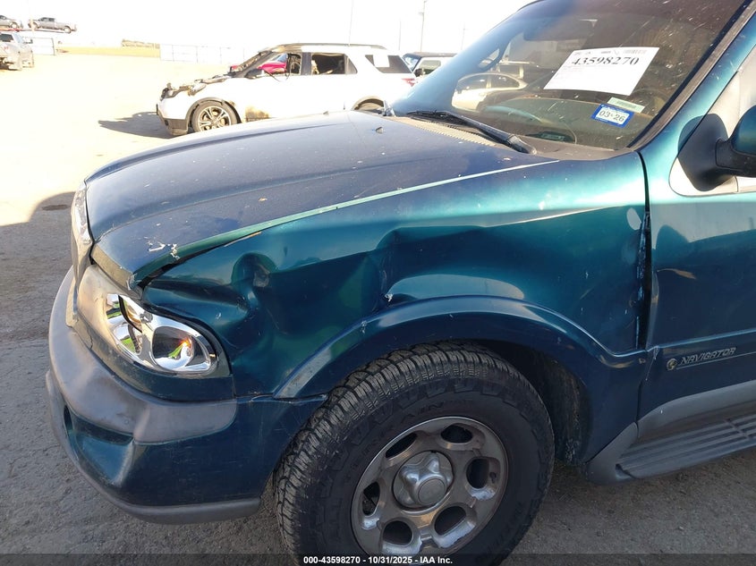 1998 Lincoln Navigator VIN: 5LMPU28L9WLJ13815 Lot: 43598270
