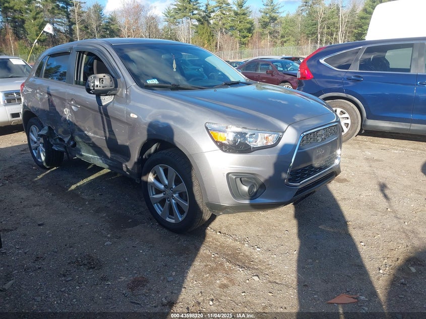 MITSUBISHI OUTLANDER SPORT ES