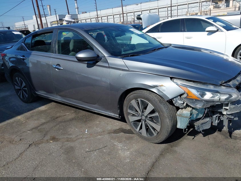 2021 NISSAN ALTIMA SV FWD - 1N4BL4DV8MN306181