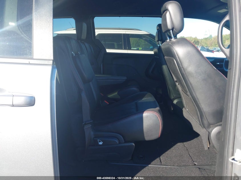 2019 Dodge Grand Caravan Gt VIN: 2C4RDGEG6KR619981 Lot: 43598324