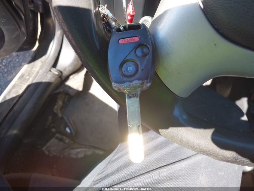 2008 Honda Fit Sport VIN: JHMGD38618S013822 Lot: 43598381