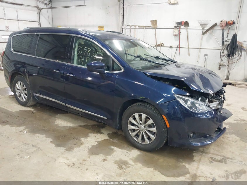 2019 CHRYSLER PACIFICA TOURING L - 2C4RC1BG1KR721435