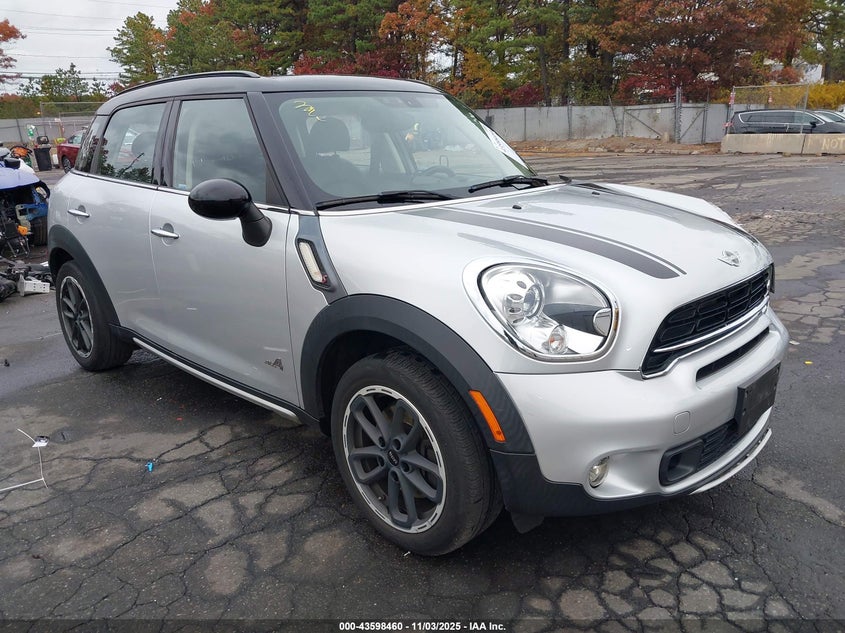 2016 MINI COUNTRYMAN COOPER S - WMWZC5C50GWU01975