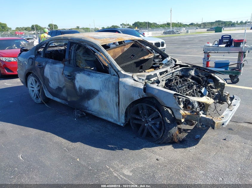 VOLKSWAGEN PASSAT 2.0T R-LINE/2.0T S