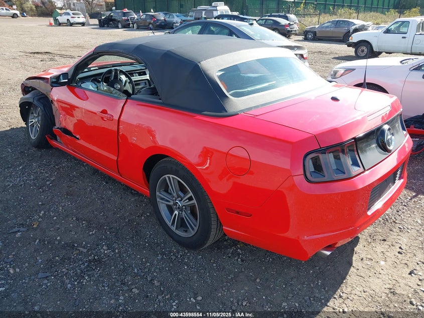 2013 Ford Mustang V6 Premium VIN: 1ZVBP8EM1D5236659 Lot: 43598554
