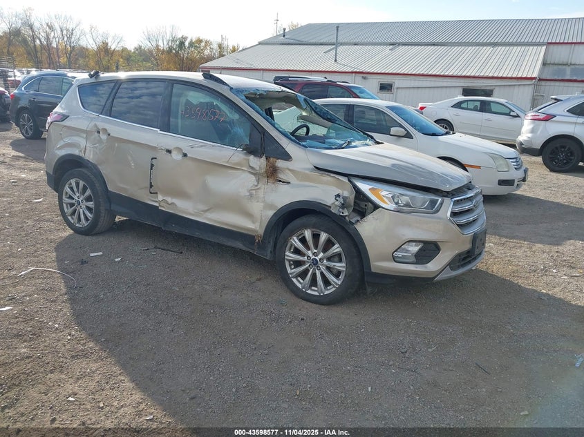 FORD ESCAPE TITANIUM