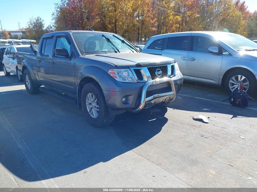 NISSAN FRONTIER SV