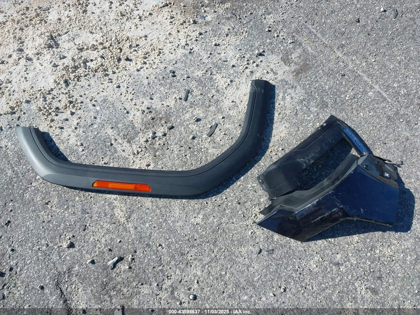 2024 GMC Sierra 2500Hd 4Wd Standard Bed Denali Ultimate VIN: 1GT49XEY2RF202301 Lot: 43598637