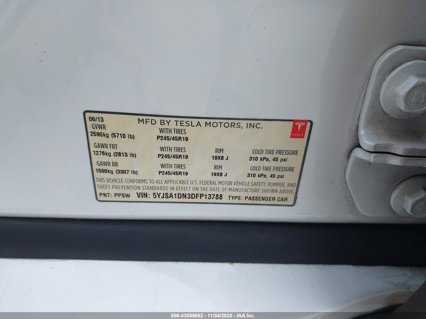 2013 Tesla Model S VIN: 5YJSA1DN3DFP13788 Lot: 43598652
