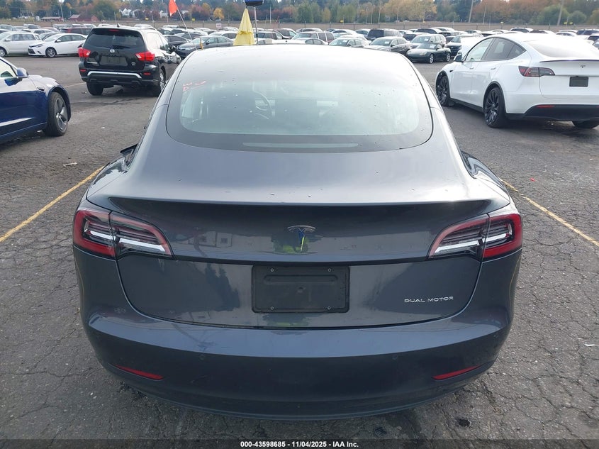 2019 Tesla Model 3 Long Range/Performance VIN: 5YJ3E1EBXKF453481 Lot: 43598685