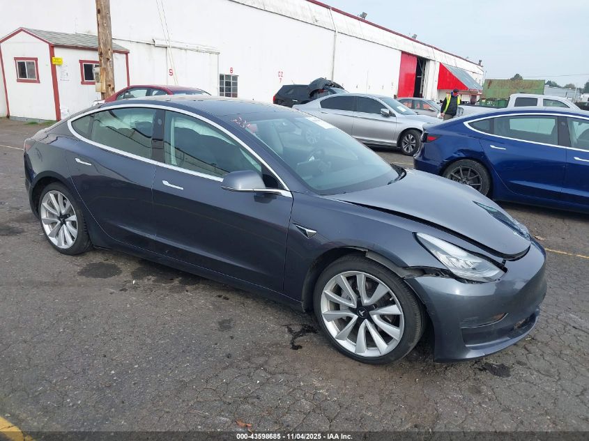 TESLA MODEL 3 LONG RANGE/PERFORMANCE