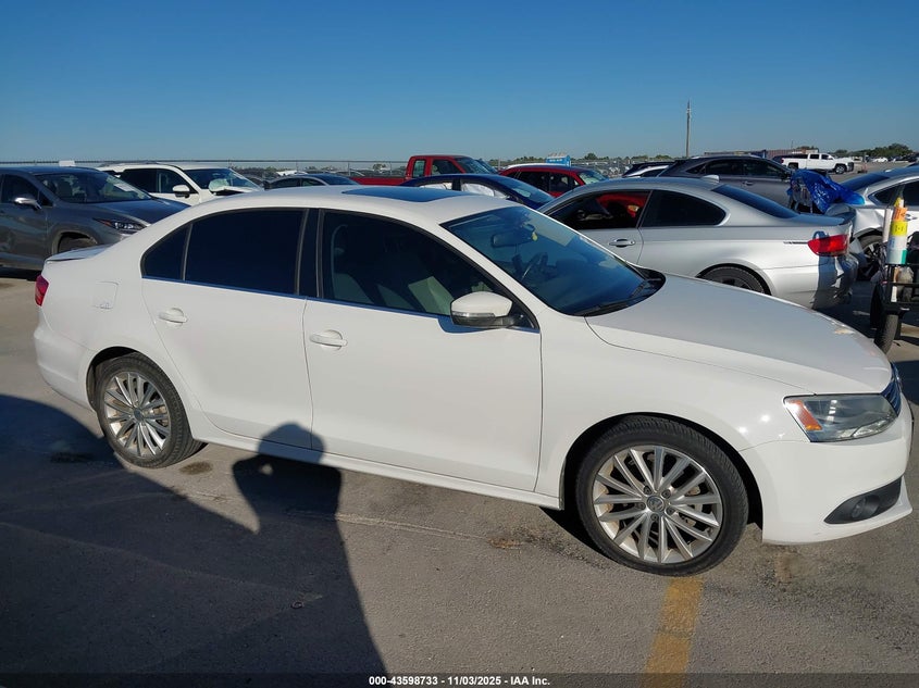 2013 VOLKSWAGEN JETTA 2.0L TDI - 3VWLL7AJ3DM375580