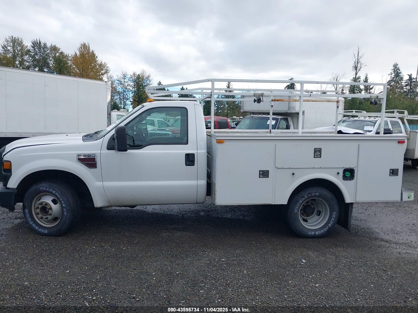 2008 Ford F-350 Chassis Xl/Xlt VIN: 1FDWF36R38EE41938 Lot: 43598734