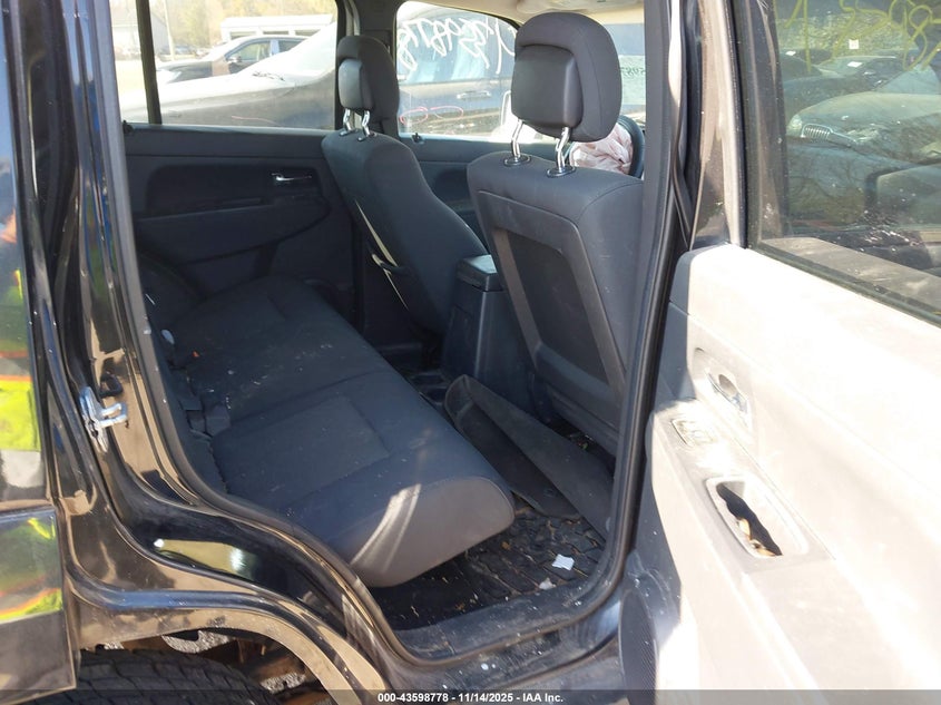 1C4PJMAK8CW124487 2012 JEEP LIBERTY (NORTH AMERICA) photo no. 8