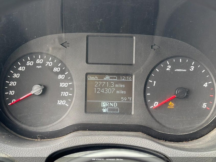 WDPPF4CD2KN040789 2019   photo no. 6