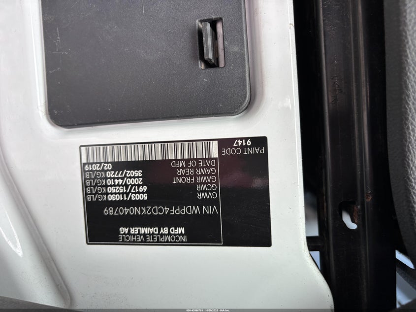 WDPPF4CD2KN040789 2019   photo no. 7
