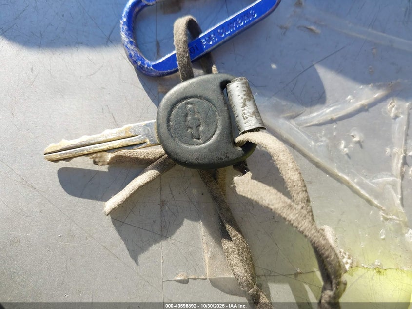 2003 Chevrolet Express VIN: 1GCFG15X931230149 Lot: 43598892