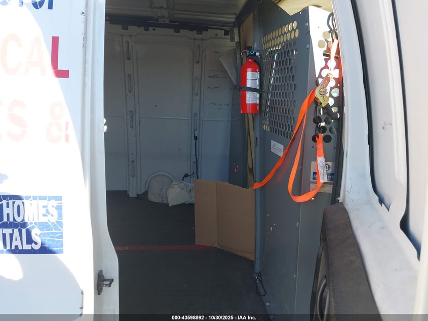 2003 Chevrolet Express VIN: 1GCFG15X931230149 Lot: 43598892